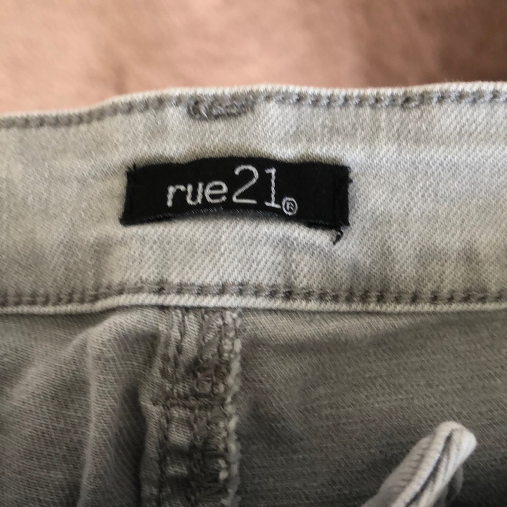 Jeans - Picture 3 of 5